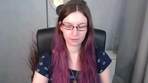 emma online show from January 17, 10:11 am