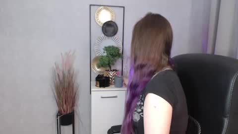 emma online show from September 19, 5:31 am