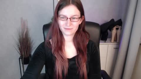 emma online show from February 26, 7:07 am