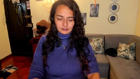  emma luxy online show from March 4, 1:12 am