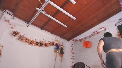 emma online show from October 14, 11:55 am