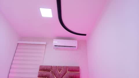 emma online show from November 11, 11:54 am