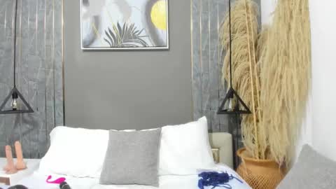 Snapshot of emma_millers__ chatting on February 7, 11:25 am Emma online show from February 7, 11:25 am