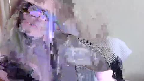 emma_misty_ online show from September 26, 4:11 pm