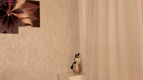 Snapshot of emma_morgann chatting on February 22, 2:41 pm Emma Morgann online show from February 22, 2:41 pm