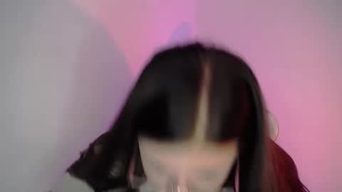 Snapshot of emma_naa chatting on September 19, 1:40 am Emma online show from September 19, 1:40 am