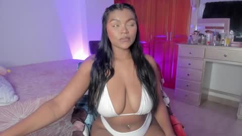 Snapshot of emma_rules99 chatting on September 17, 5:47 pm Emma online show from September 17, 5:47 pm