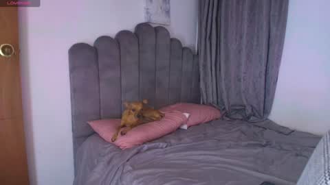 Snapshot of emma_saenz01 chatting on July 27, 10:50 pm emma_saenz01 online show from July 27, 10:50 pm