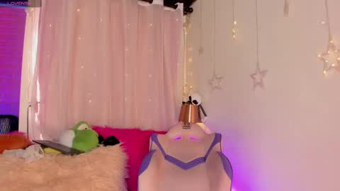 EMMA  online show from January 23, 6:56 pm