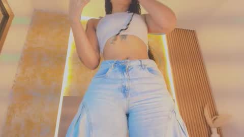 Snapshot of emma_torres__ chatting on September 21, 11:12 am Ema online show from September 21, 11:12 am