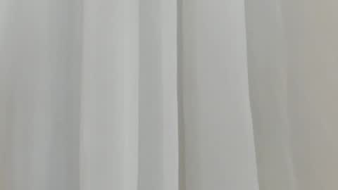 Snapshot of emma_torres__ chatting on February 13, 12:12 pm Ema online show from February 13, 12:12 pm