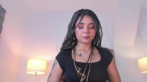 Snapshot of emma_torres__ chatting on February 24, 12:14 pm Ema online show from February 24, 12:14 pm