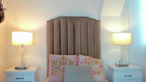 Ema online show from April 17, 12:19 pm