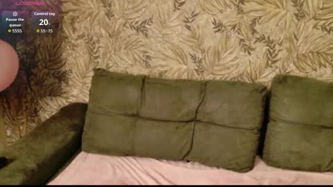 Emma online show from February 28, 7:15 pm