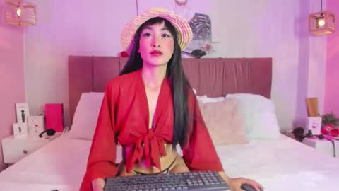 Snapshot of emma_wilder_ chatting on February 11, 9:53 pm Emma online show from February 11, 9:53 pm