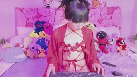 Emma online show from March 11, 7:53 pm