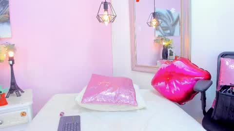 Emma  online show from February 11, 7:19 pm