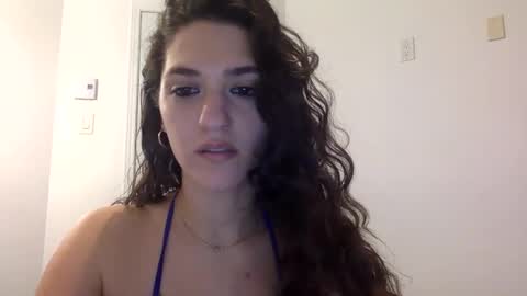 Emma online show from December 9, 9:26 pm