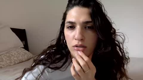 Emma online show from January 7, 8:31 pm