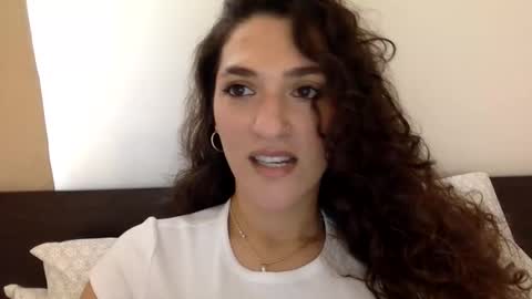 Emma online show from January 17, 5:51 pm