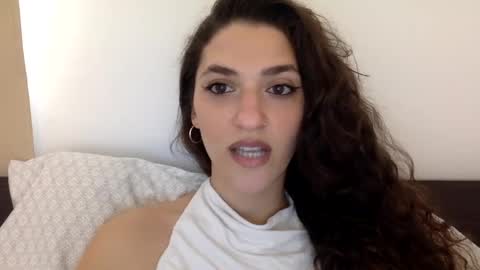 Emma online show from January 30, 5:17 pm