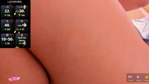 Snapshot of emmabigass7 chatting on June 25, 12:09 pm Emma online show from June 25, 12:09 pm