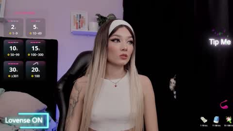 Emma  online show from November 8, 3:29 am