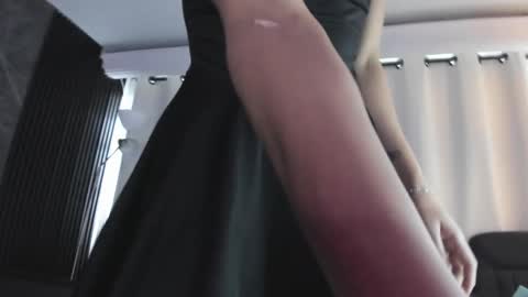 emmaclark_1 online show from March 2, 4:14 pm