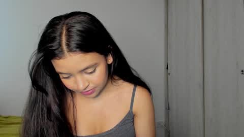 Emma independent model online show from December 26, 8:32 pm