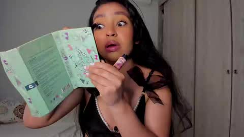 Emma independent model online show from January 20, 8:29 pm