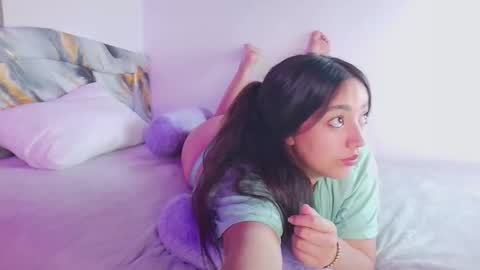 emmadembers online show from December 1, 9:20 pm