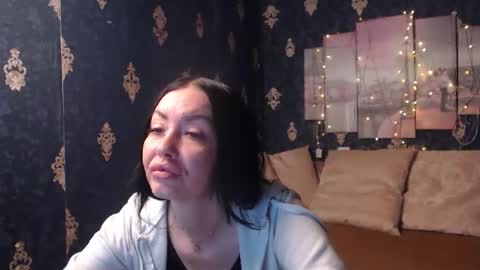 EmmaGoldX online show from November 17, 7:58 am