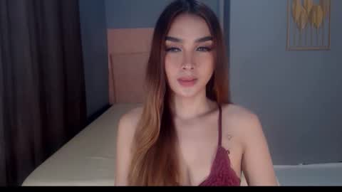 Emma online show from February 12, 2:50 am