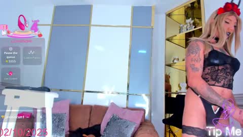 Snapshot of emmahills_sex chatting on October 2, 1:40 pm Emma online show from October 2, 1:40 pm
