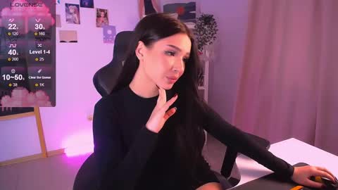 Emma online show from December 4, 6:33 am