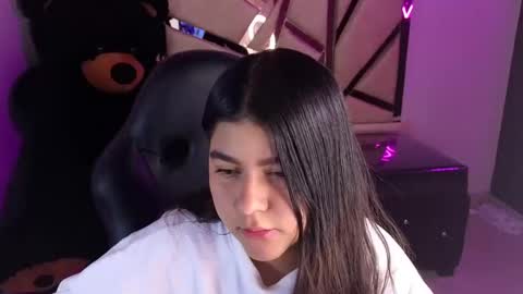 Emma online show from December 28, 1:59 pm