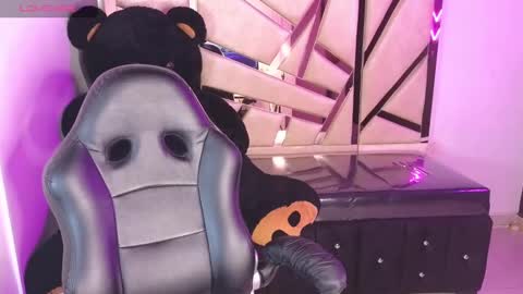 Emma online show from January 10, 10:50 am