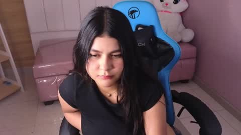 Emma online show from January 23, 7:40 pm