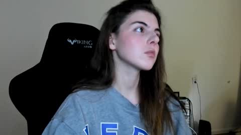 Emma online show from November 12, 3:01 pm