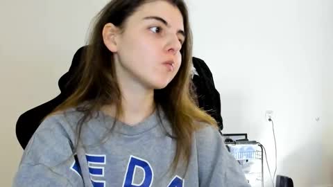 Emma online show from November 29, 12:08 pm