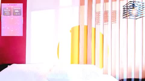 emmanaughty_ online show from October 14, 10:10 pm