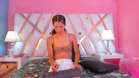 Emmapetty online show from September 29, 10:14 pm