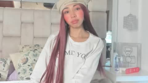 Emma online show from March 28, 2:27 pm