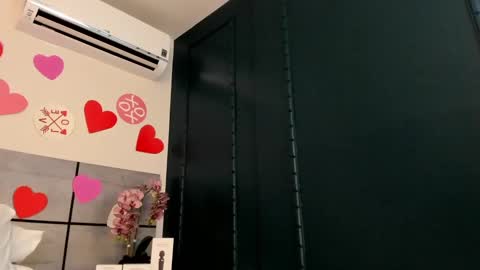  Emma  online show from February 17, 5:14 am