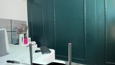  Emma  online show from March 30, 2:34 am