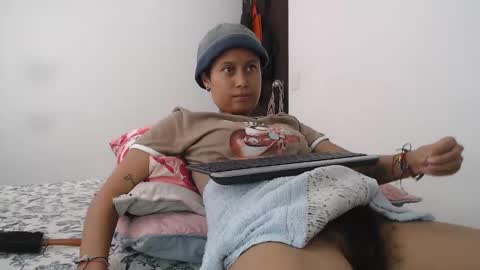 emmasweet95 online show from January 13, 7:52 pm