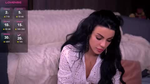 Emma online show from December 13, 8:04 pm