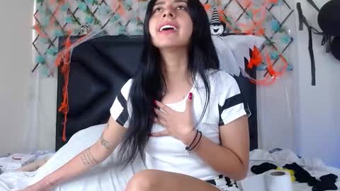  Emma  online show from November 3, 1:34 pm