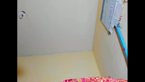 hi im emmalina welcome to your happy place online show from January 12, 6:59 pm