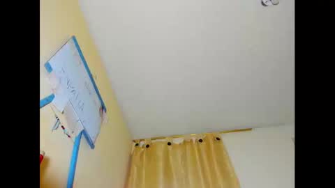 hi im emmalina welcome to your happy place online show from March 3, 3:41 am